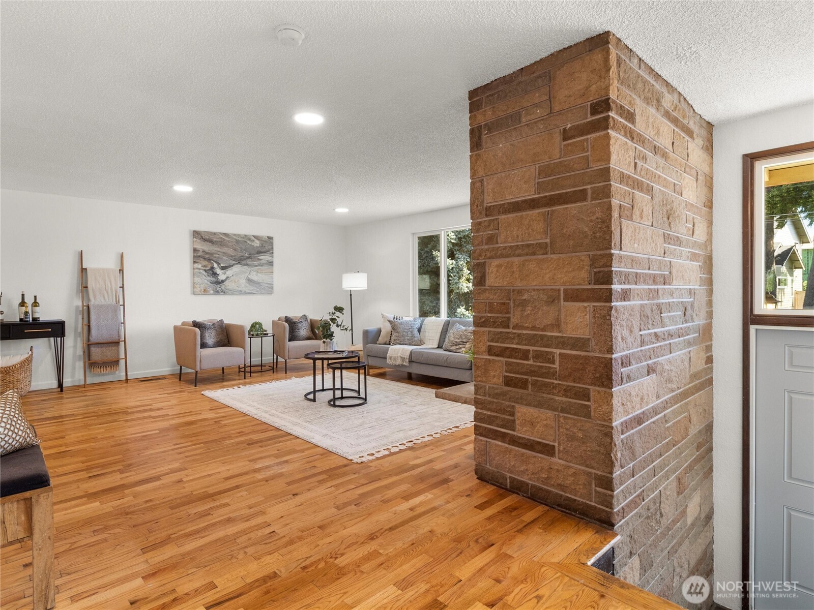 1246 S Durango Street