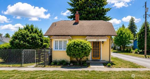 Photo of 1108 43rd Street S, Tacoma, WA 98418 (MLS # 2520906)