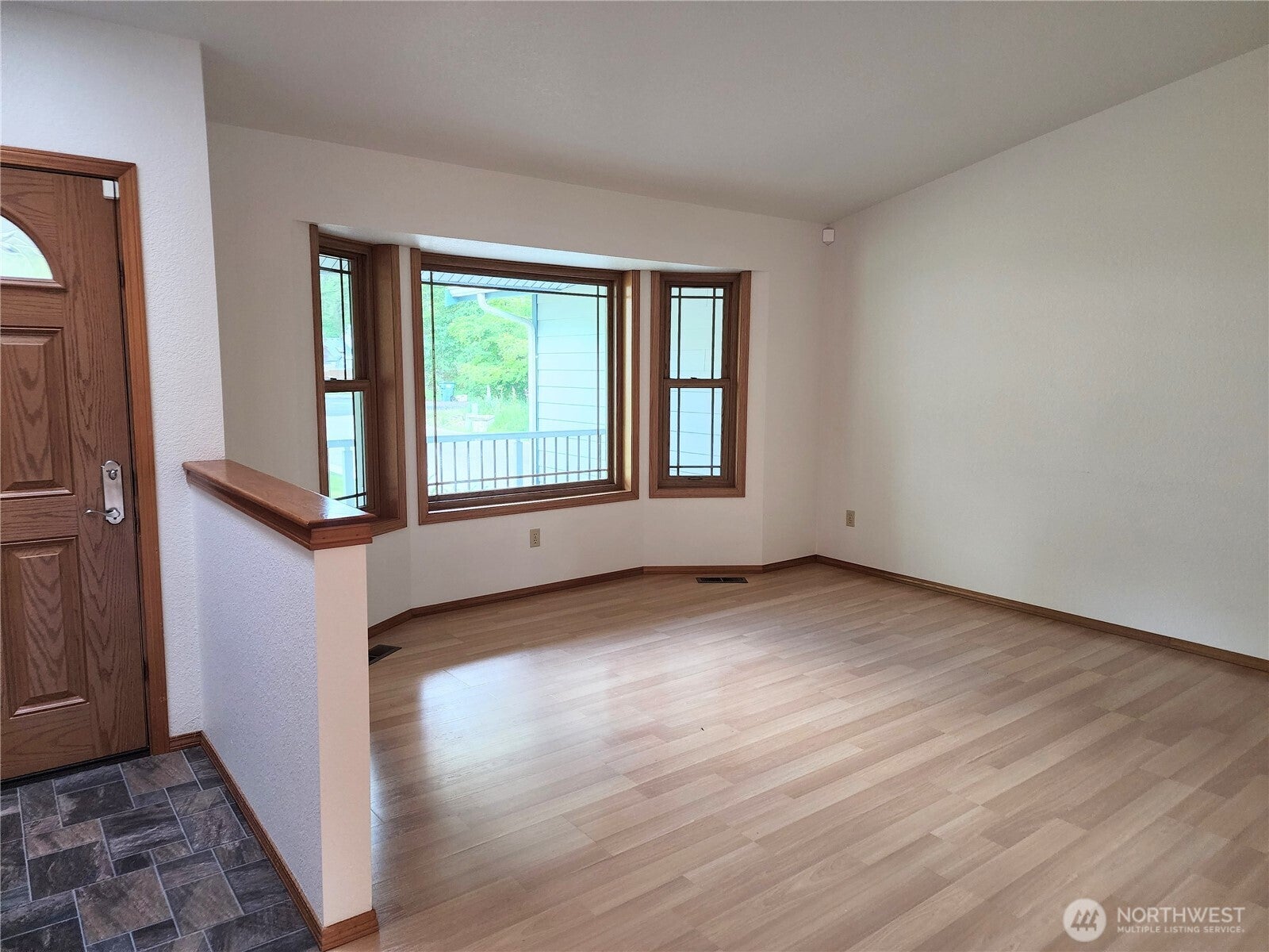 8219 Ethan Lane SW