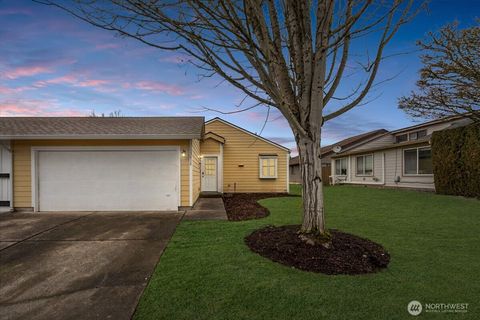 Photo of 13414 NW Indian Springs Dr Dr, Vancouver, WA 98685 (MLS # 2483316)