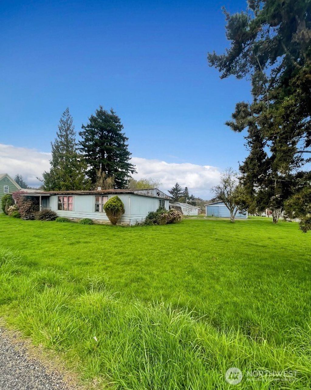 Photo of 604 Oregon Avenue, South Bend, WA 98586 (MLS # 2506339)