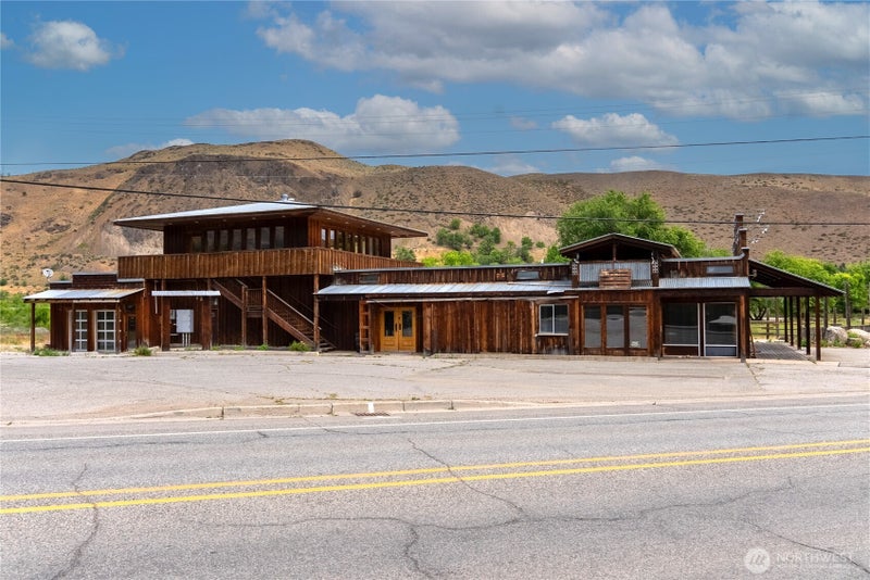 900 Methow Valley Highway E