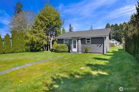 Photo of 1056 Harrison Avenue, Blaine, WA 98230 (MLS # 2501889)