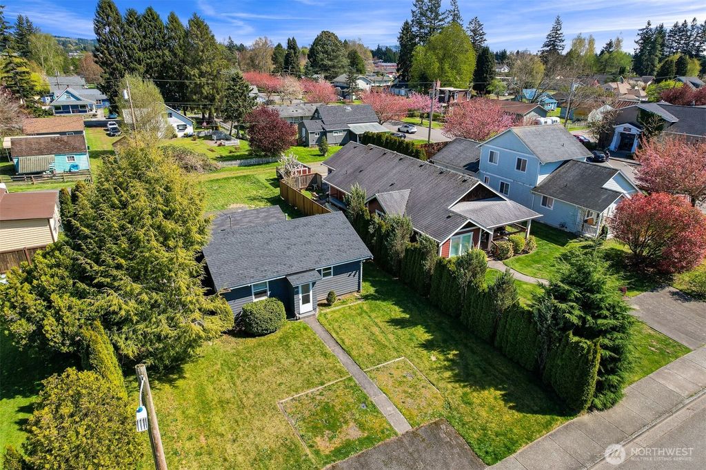 Photo of 1056 Harrison Avenue, Blaine, WA 98230 (MLS # 2501889)