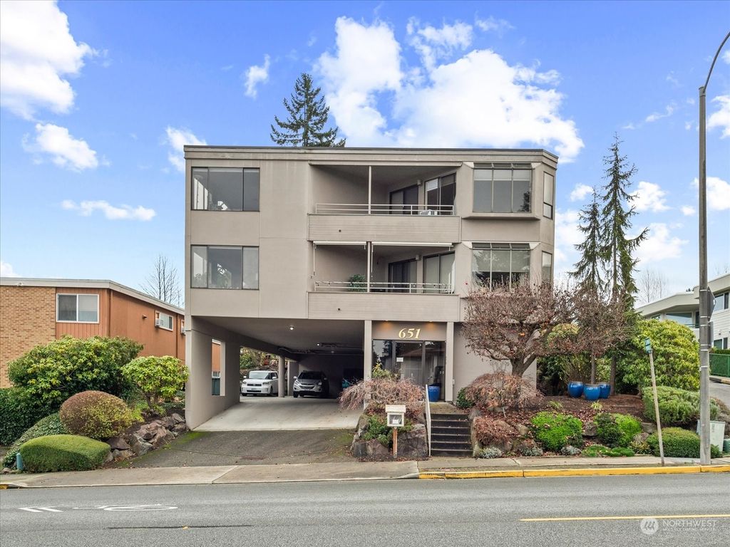 Photo of 651 5th Avenue S #3, Edmonds, WA 98020 (MLS # 2188770)