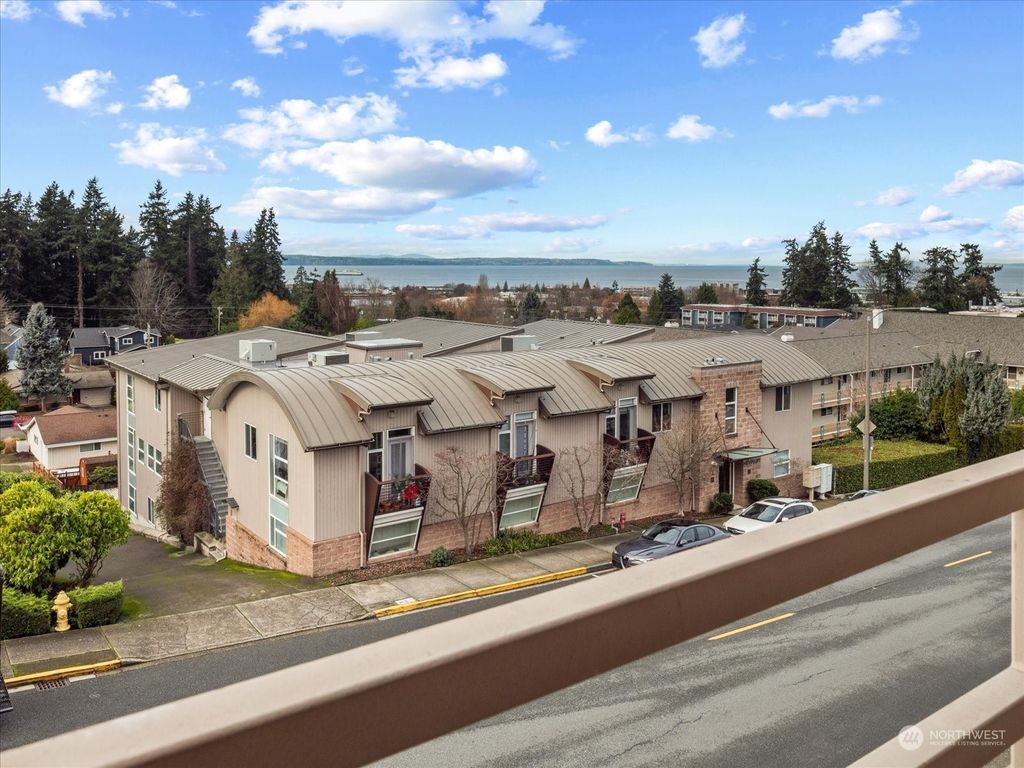 Photo of 651 5th Avenue S #3, Edmonds, WA 98020 (MLS # 2188770)