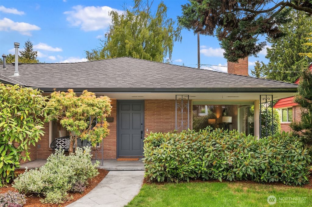 Photo of 10514 9th Avenue NW, Seattle, WA 98177 (MLS # 2373775)