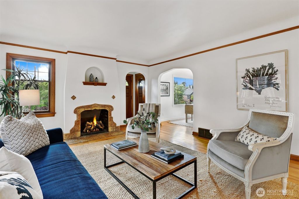 Photo of 7738 Jones Avenue NW, Seattle, WA 98117 (MLS # 2523633)