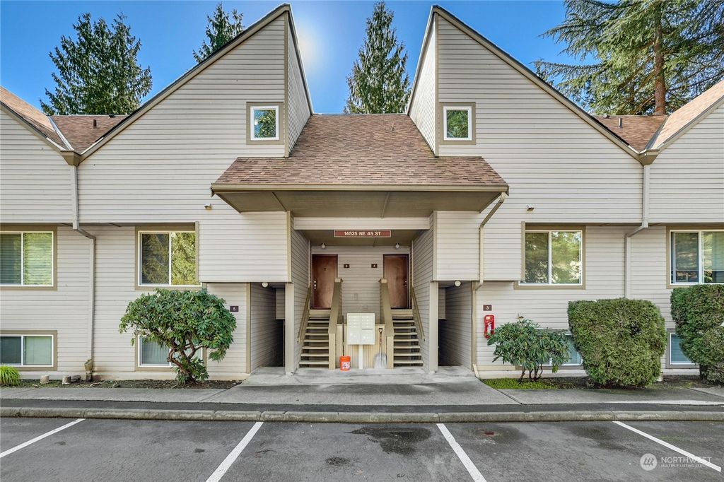 Photo of 14525 NE 45th Street #F6, Bellevue, WA 98007 (MLS # 2207888)