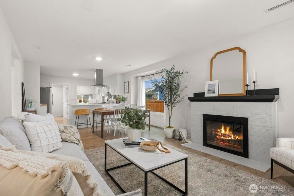 Photo of 4313 E G Street, Tacoma, WA 98404 (MLS # 2475131)