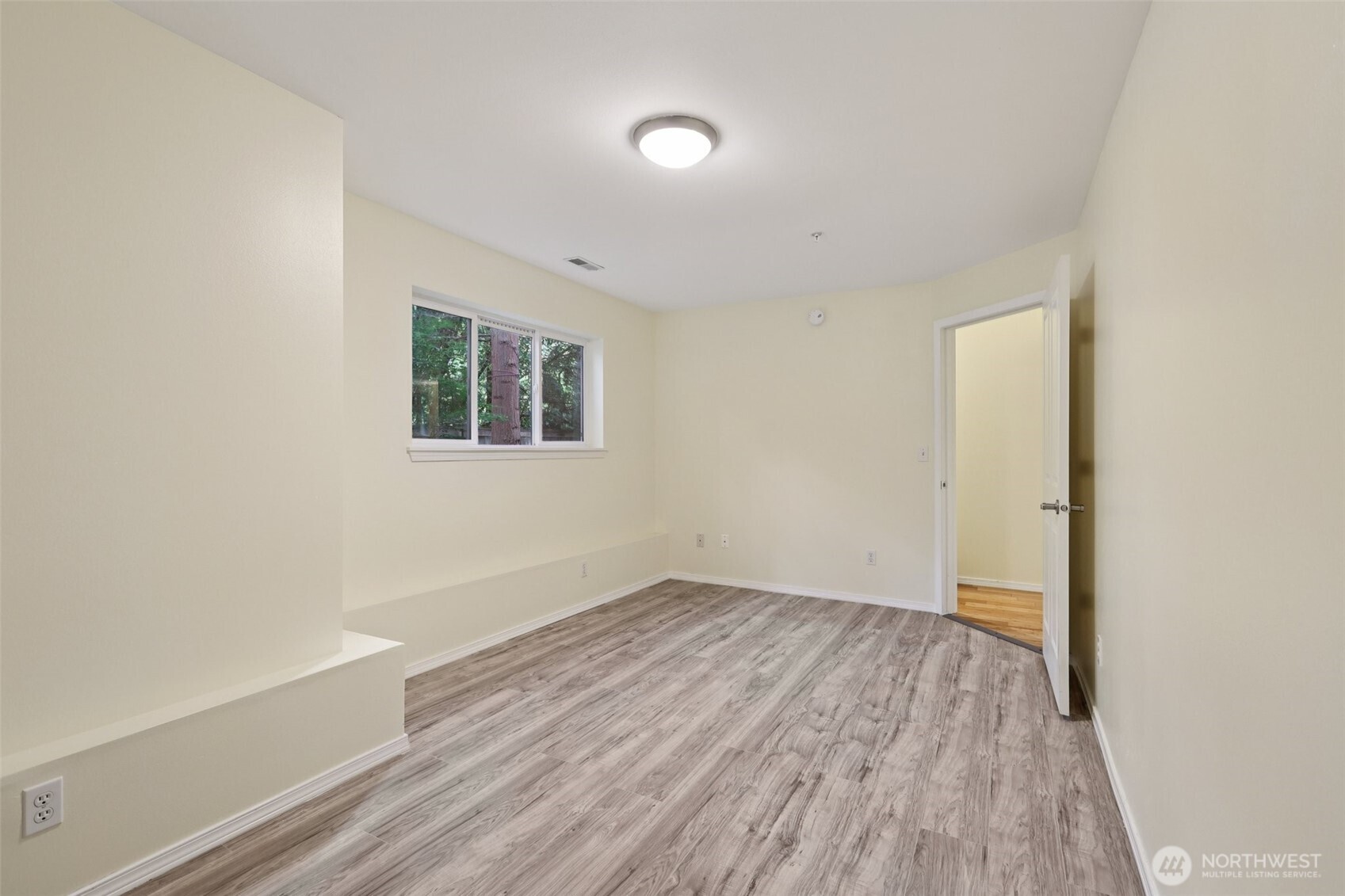 5502 240th Street SW C304