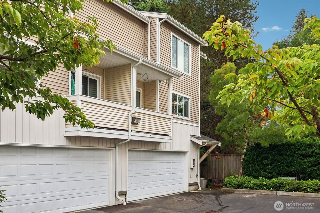 Photo of 5502 240th Street SW #C304, Mountlake Terrace, WA 98043 (MLS # 2431813)