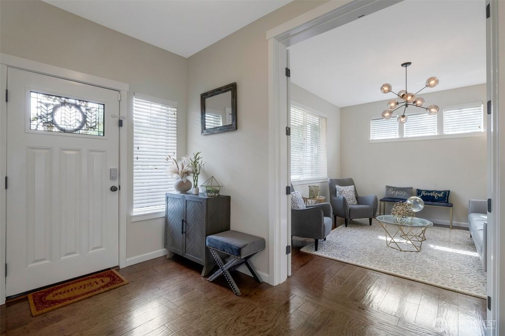 Photo of 2504 NE 24 Place, Renton, WA 98056 (MLS # 2394533)