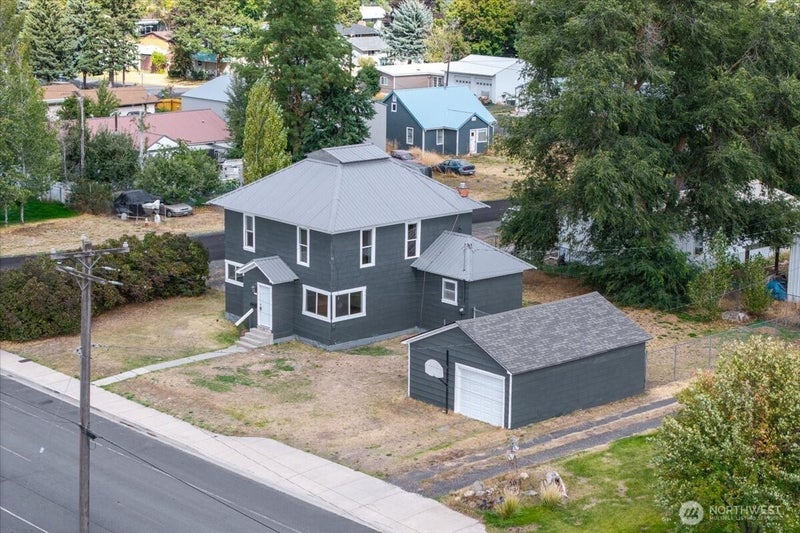 1201 5th Street
