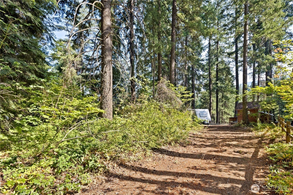 Photo of 1201 Oakmont Dr DR, Cle Elum, WA 98922 (MLS # 2574848)