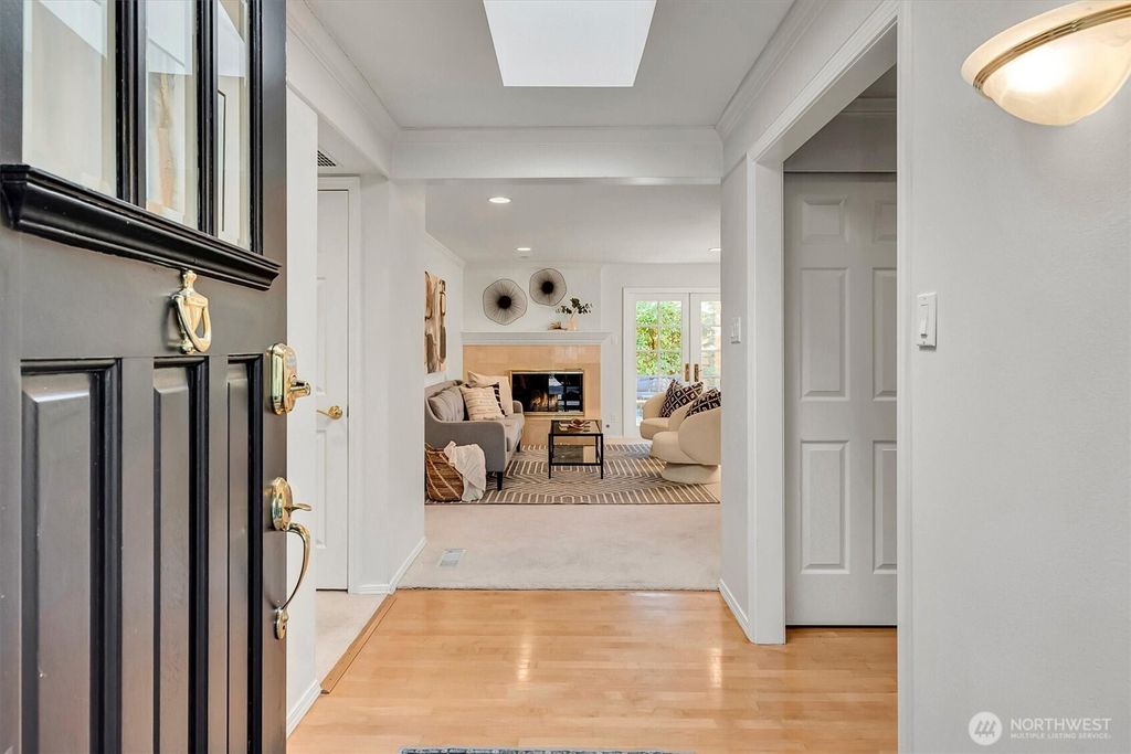 Photo of 2646 168th Place NE, Bellevue, WA 98008 (MLS # 2472281)