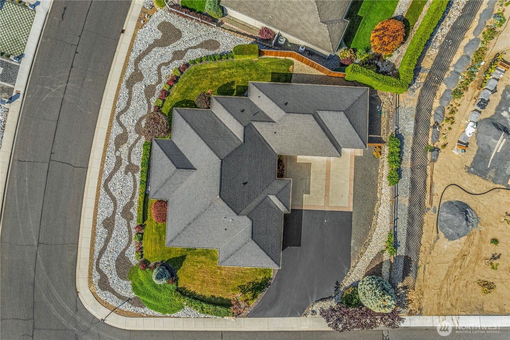 Photo of 855 Briarwood Terrace, East Wenatchee, WA 98802 (MLS # 2589134)