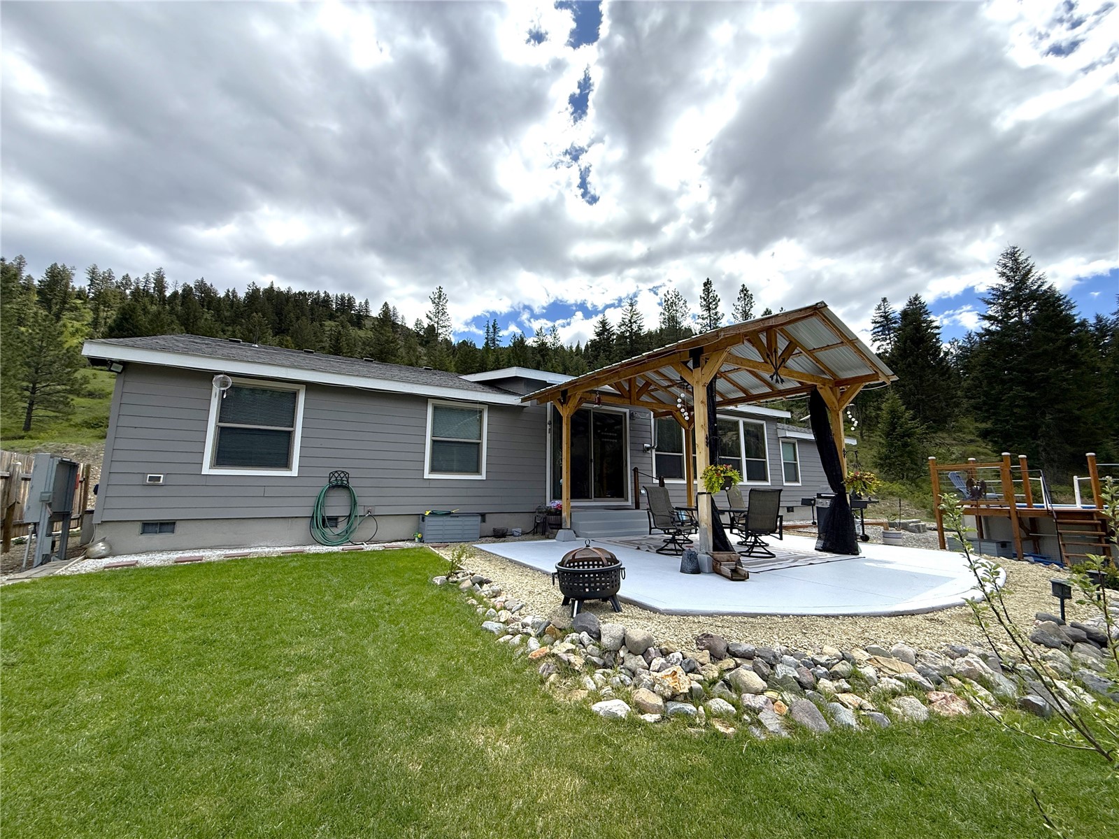 Listing image 4