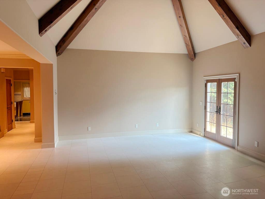 Photo of 3307 NE 7th Street, Renton, WA 98056 (MLS # 2574038)