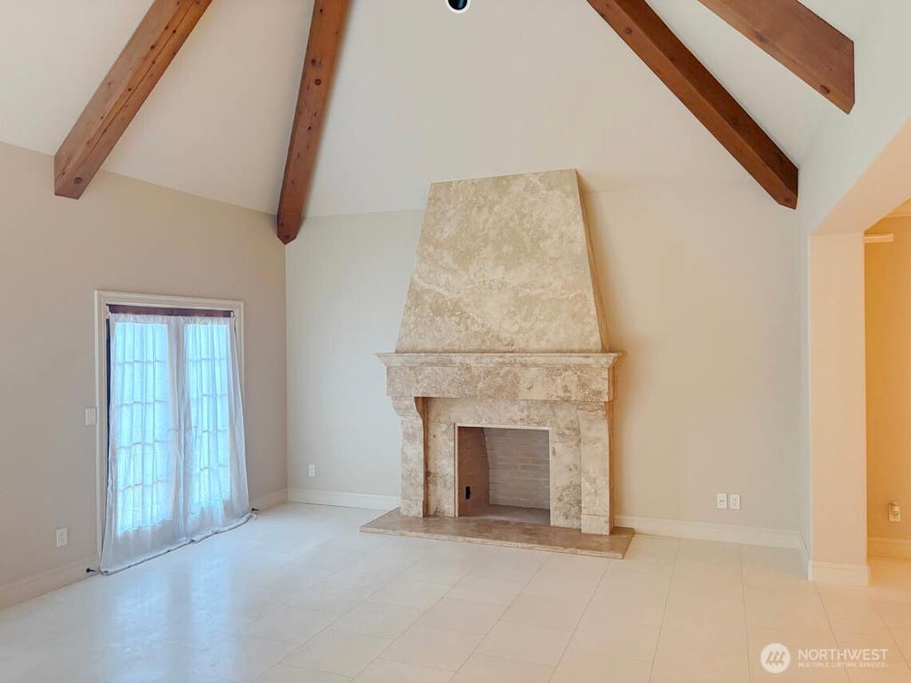 Photo of 3307 NE 7th Street, Renton, WA 98056 (MLS # 2574038)