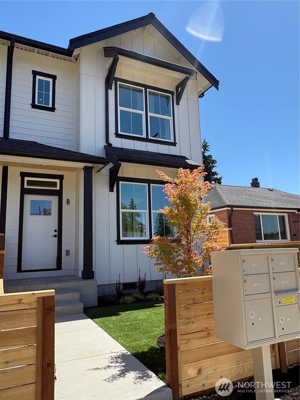 Photo of 3557 S Monroe Street #B, Tacoma, WA 98409 (MLS # 2532325)