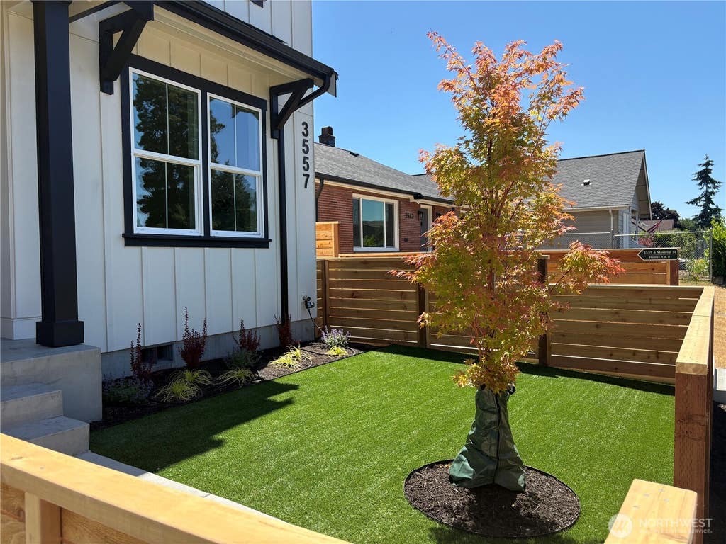Photo of 3557 S Monroe Street #B, Tacoma, WA 98409 (MLS # 2532325)