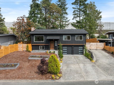 Photo of 21246 15th Avenue S, Des Moines, WA 98198 (MLS # 2567745)