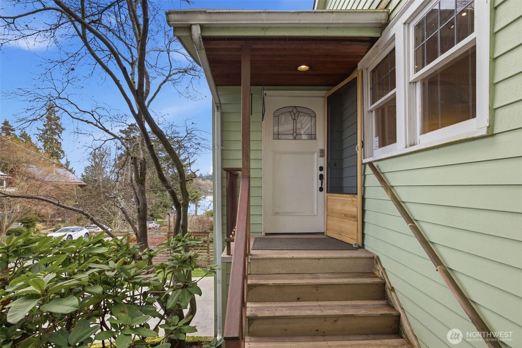 Photo of 5401 S Angeline Street #102, Seattle, WA 98118 (MLS # 2484456)