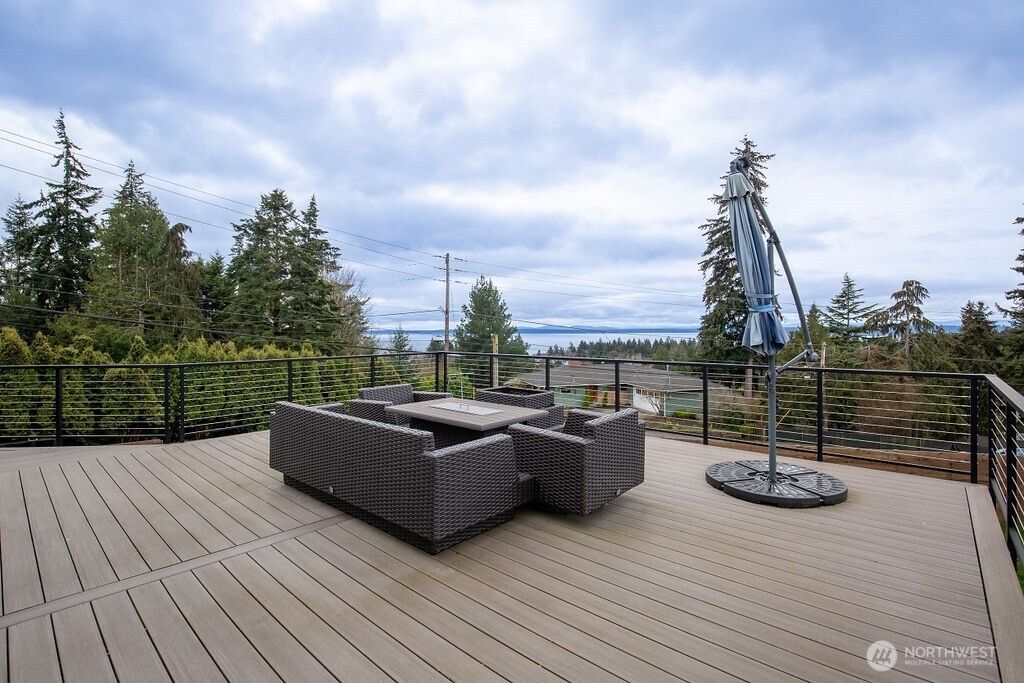 Photo of 19005 11th Avenue NW, Shoreline, WA 98177 (MLS # 2425287)