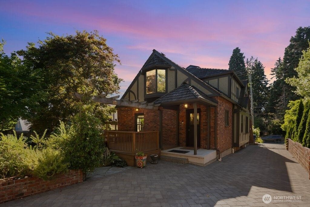 Photo of 8430 Fauntleroy Way SW, Seattle, WA 98136 (MLS # 2421403)