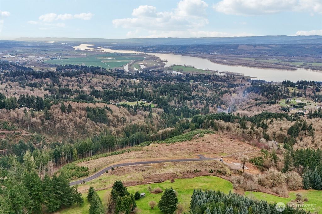 Photo of 685 Anderson Drive, Kalama, WA 98625 (MLS # 2498567)