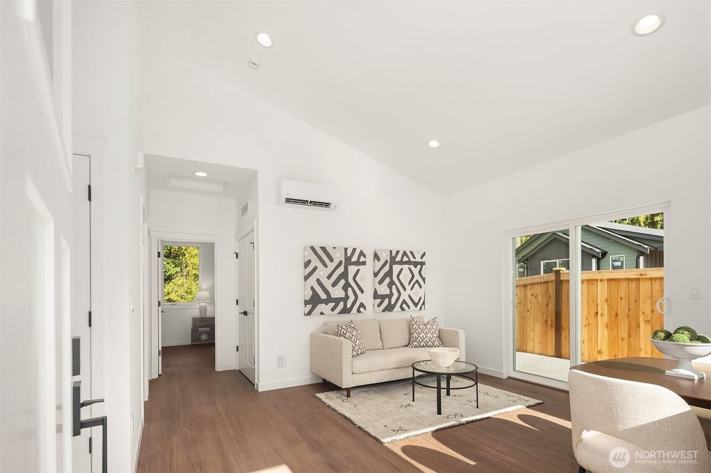 Photo of 12330 13th Place SW #2C, Burien, WA 98146 (MLS # 2441859)