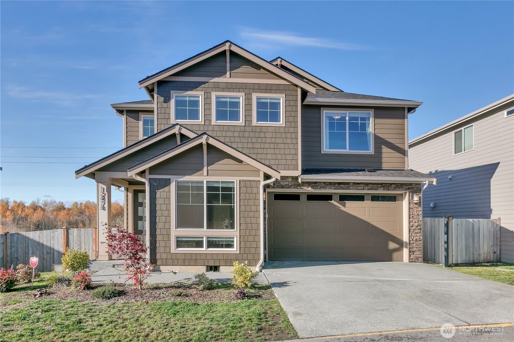 Photo of 12478 SE 301st Place, Auburn, WA 98092 (MLS # 2454688)
