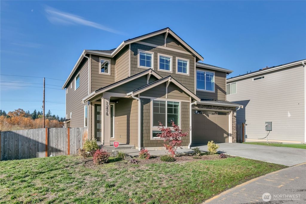 Photo of 12478 SE 301st Place, Auburn, WA 98092 (MLS # 2454688)