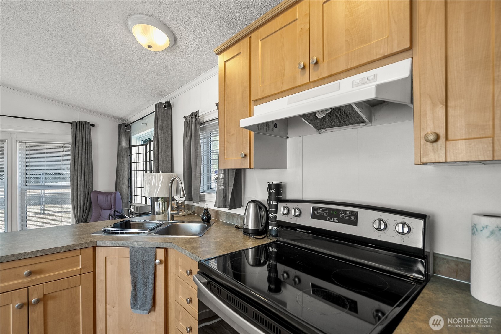 32 S Duquesne Avenue