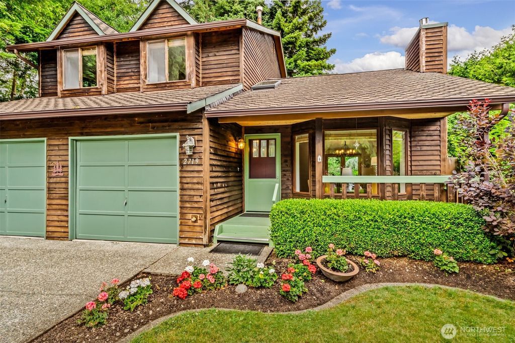 Photo of 2719 203rd Street SW, Lynnwood, WA 98036 (MLS # 2401272)