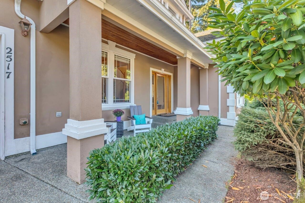 2517 173rd Avenue Ct E