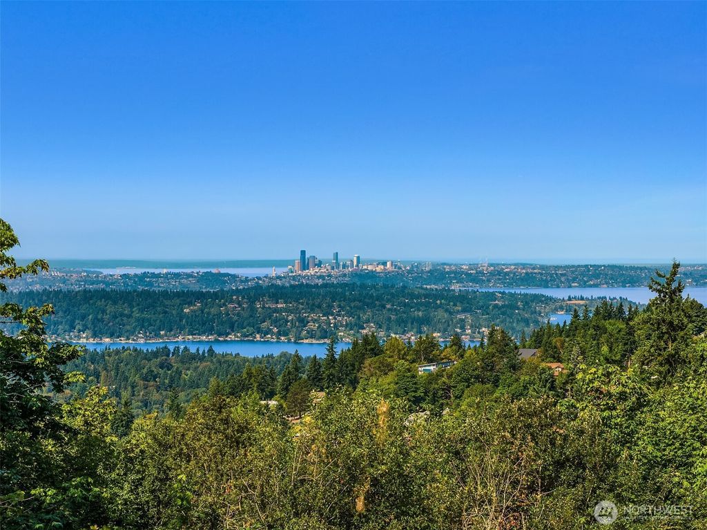 Photo of 5337 146th Avenue SE, Bellevue, WA 98006 (MLS # 2424794)