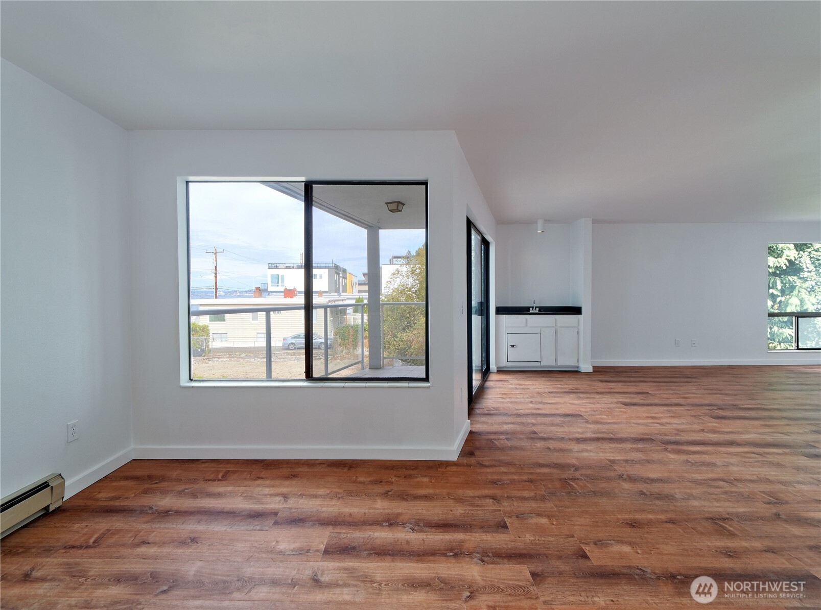 Seattle, Washington 98116, United States, 2 Bedrooms Bedrooms, ,2 BathroomsBathrooms,Residential,Active,232336