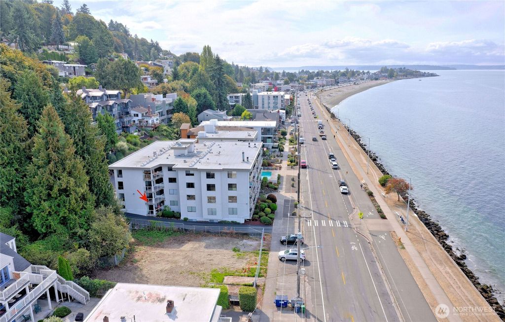 Photo of 2104 Alki Avenue SW #205, Seattle, WA 98116 (MLS # 2439954)