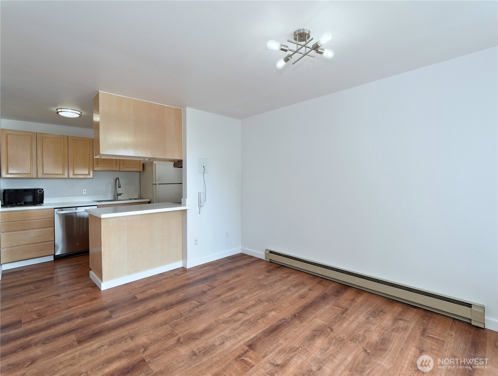 Seattle, Washington 98116, United States, 2 Bedrooms Bedrooms, ,2 BathroomsBathrooms,Residential,Active,232336