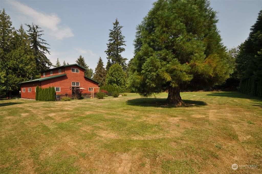 Photo of 24405 NE 80 Street, Redmond, WA 98053 (MLS # 2273581)