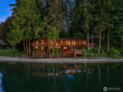 Photo of 1678 NE Jacobson Road, Poulsbo, WA 98370 (MLS # 2525025)