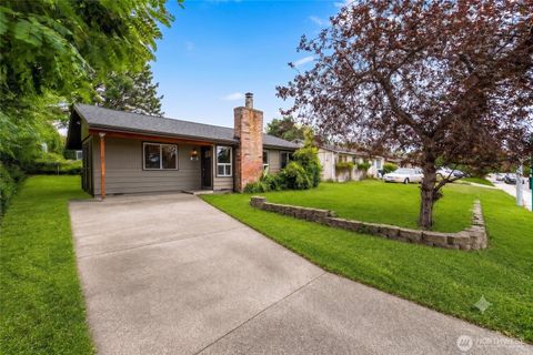 Photo of 2330 Woburn Street, Bellingham, WA 98229 (MLS # 2548270)