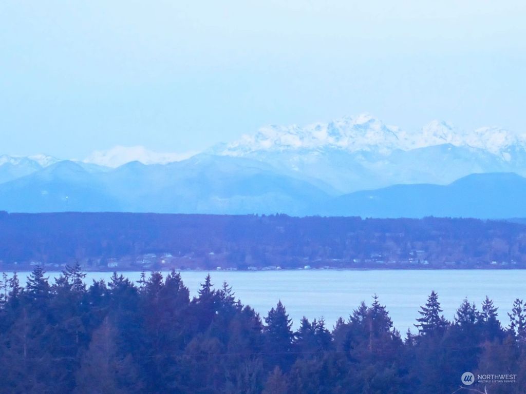 listing image 9361071353391105558