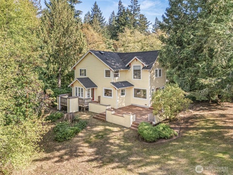Photo of 16526 128th Avenue SW, Vashon, WA 98070 (MLS # 2583364)