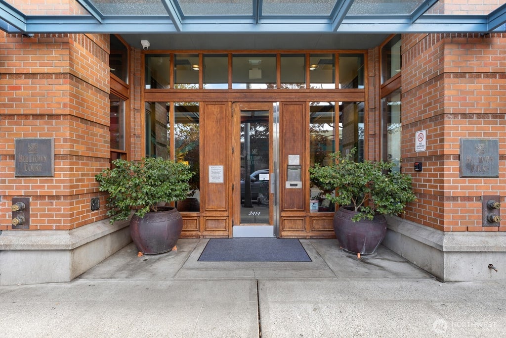 Photo of 2414 1st Avenue #309, Seattle, WA 98121 (MLS # 2594583)