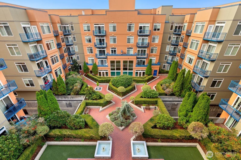 2414 1st Avenue #309