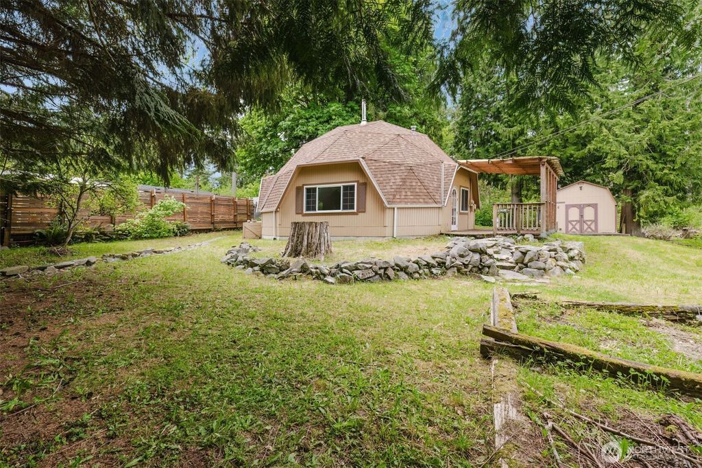 Photo of 27299 Baywood Drive NE, Kingston, WA 98346 (MLS # 2521149)