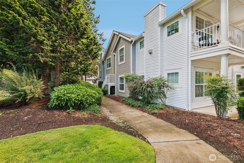 1607 Kincaid Street E8 Dupont WA 98327